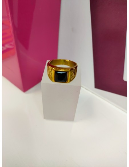 1-9-75528-1-Anillo acero dorado con piedra negra cuadrada T20
