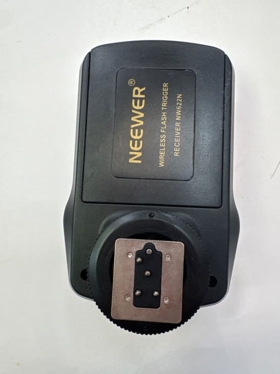 1-1-261554-2-Fotografía Y Videocámaras NEEWER NW622N FSK 2.4Ghz 