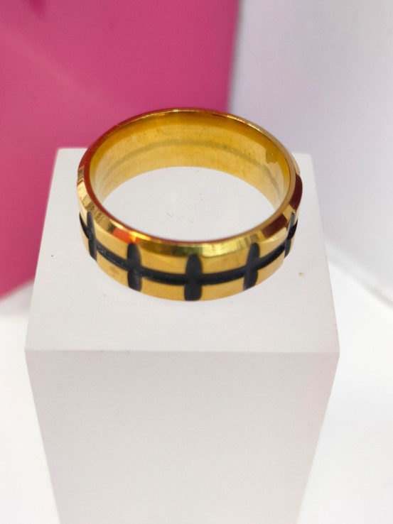 1-9-75750-1-Anillo acero dorado con lineas negras T20