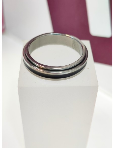 1-9-75797-1-Anillo acero plateado con rueda linea negra T26