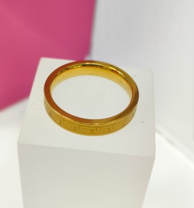 1-9-75801-1-Anillo acero dorado con patron greca T17