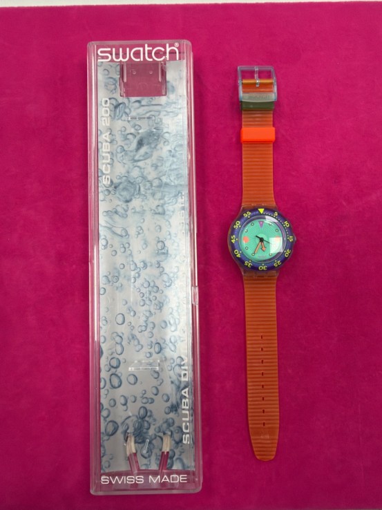 6-6-168610-1-Reloj pulsera premium unisex swatch scuba 200