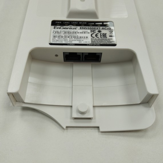 6-6-158184-2-Comunicaciones Y Redes Engenius Ens500ext