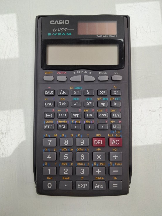 6-6-167981-2-Calculadora Cientifica Casio FX 115W