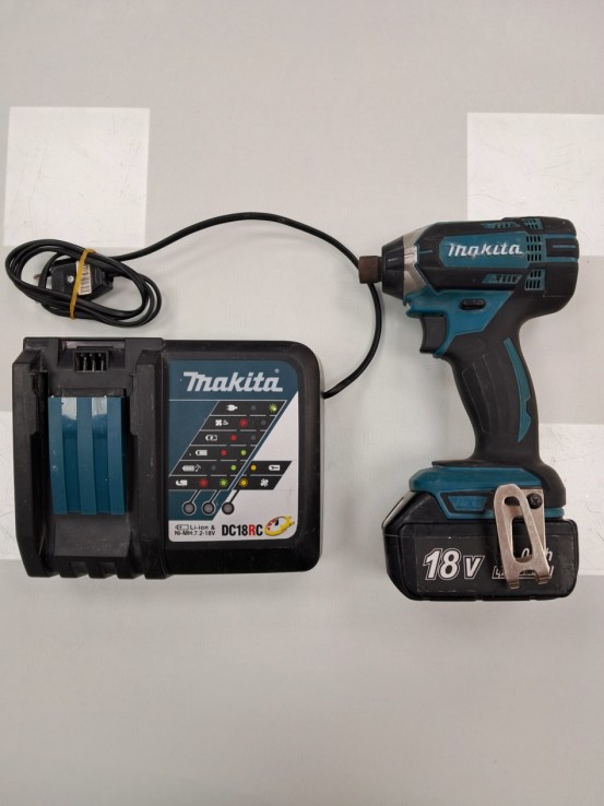 6-6-165191-1-Taladro A Bateria Makita DTD152