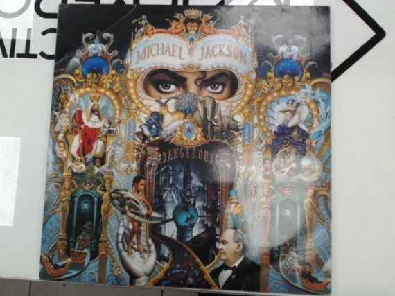 6-6-168392-1-Coleccionismo musical michael jackson dangerous