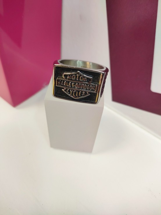 6-9-75600-1-Anillo acero plateado tipo sello cuadrado harley davidson T28