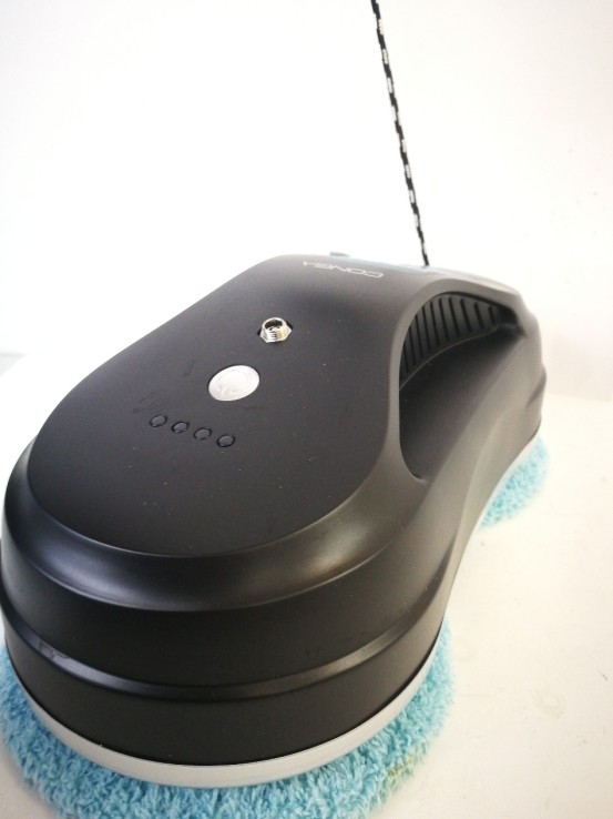 1-1-226558-1-Limpieza Robot Limpiacristales Conga 880