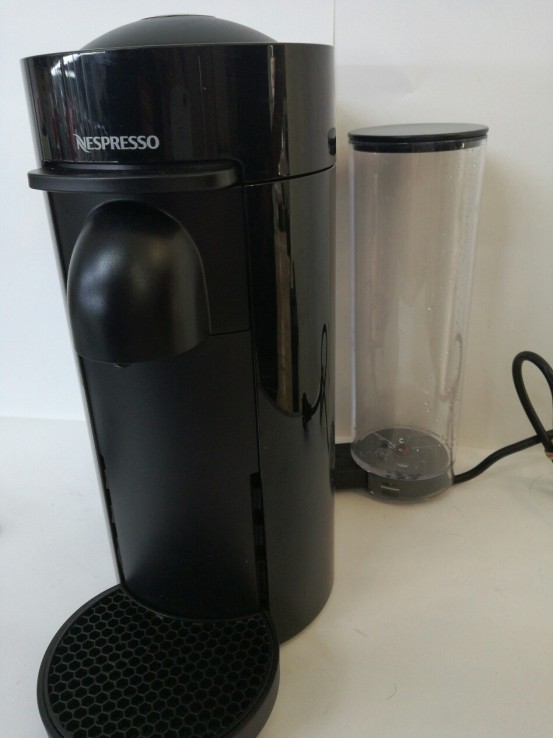 1-1-233204-1-Cafetera Capsulas De Longhi Nespresso Vertuo Plus Negra Automática