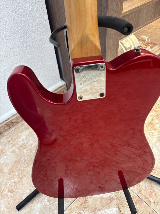 1-1-272950-3-Guitarra Electrica Squier By Fender Candy Apple Red