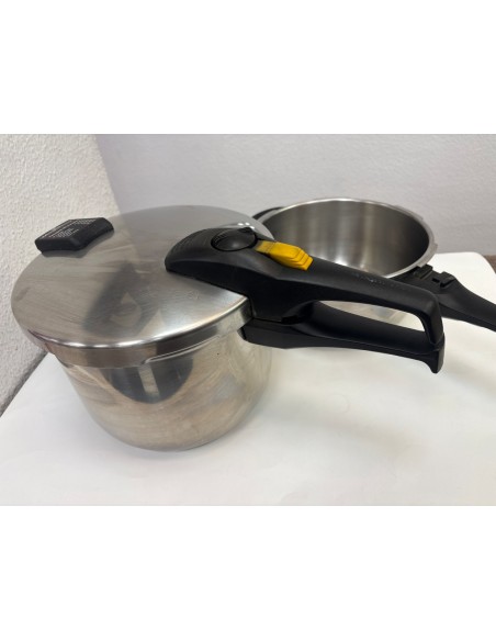 1-1-273017-2-Olla A Presion Magefesa 2 1 Tapa