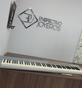 1-1-264483-1-Controlador Midi M-Audio Keystation 88 ES