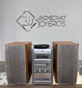 1-1-265100-1-Mini Cadena HiFi Jvc UxJ60 3 Vias