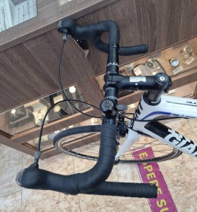 1-1-260523-1-Bicicleta Carretera Giant Def 9 Blanca Carbono Talla L 2