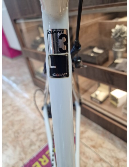 1-1-260523-6-Bicicleta Carretera Giant Def 9 Blanca Carbono Talla L