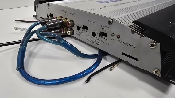 1-1-250447-3-Amplificador Blue Tinum Bt V888