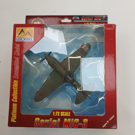 1-1-251654-1-Bebé y juguetes Avion easy model 37223 7th iap 1941 