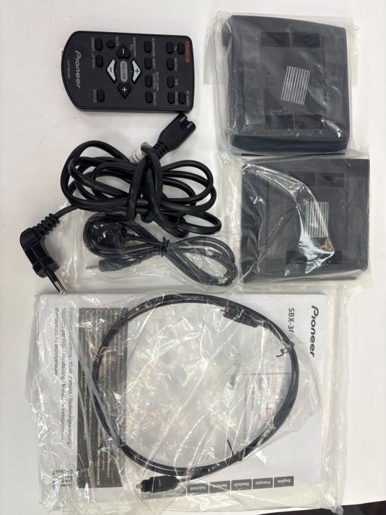 1-1-268959-6-Barra Sonido Pioneer SBX 300 Bluetooth 