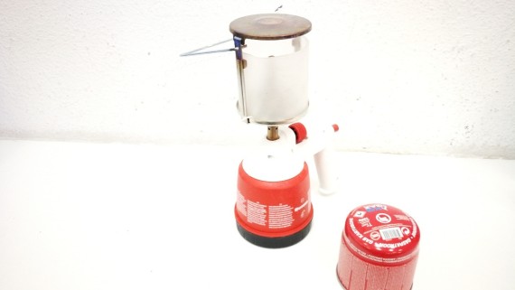 1-1-212297-1-Camping Gas Luz