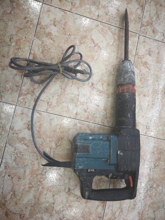 1-1-229443-1-Martillo Electrico Makita Demoledor
