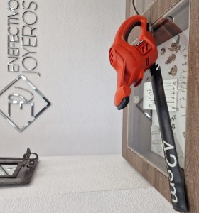 1-1-259092-1-Cortasetos Black And Decker GT100 400W