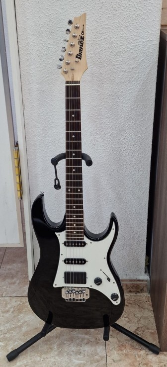 1-1-240825-1-Guitarra Electrica Ibanez Gio Negra