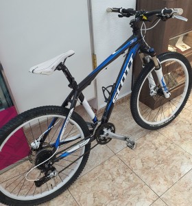 1-1-262475-1-Bicicleta Montana Scott Aspect 30 Negra Blanca Azul Talla M 26 Pulgadas