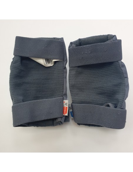 1-1-266812-2-Protecciones Patinaje Rodilla Gris Blanco
