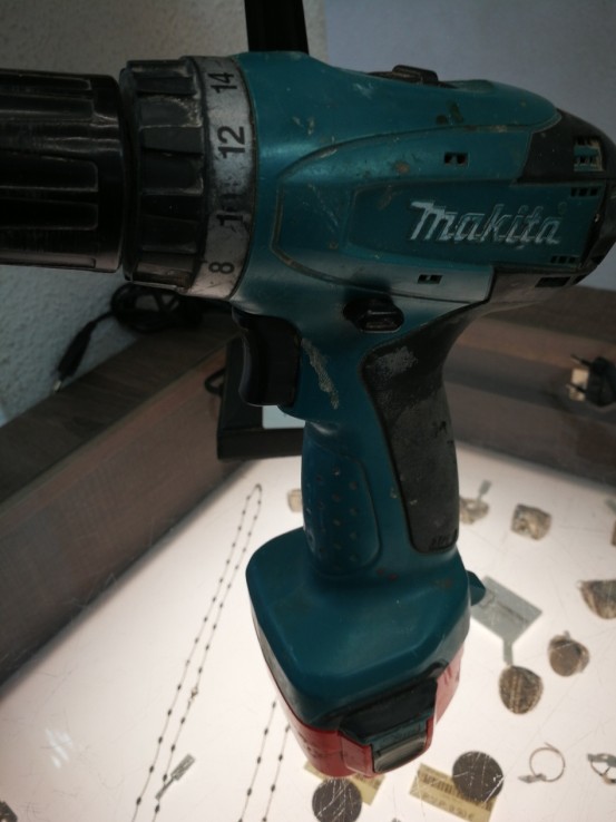 1-1-234253-2-Taladro A Bateria Makita 6271D 3 Baterias