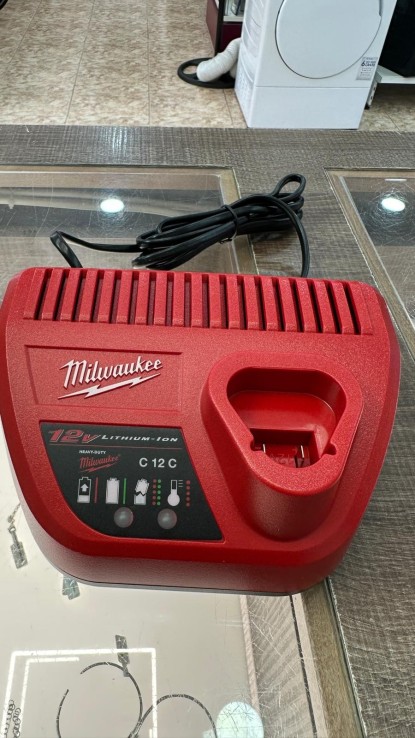 1-1-247753-1-Herramientas eléctricas Cargador De Baterias Milwaukee C12C