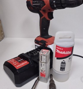 1-1-252837-1-Taladro A Bateria Maktec MT081