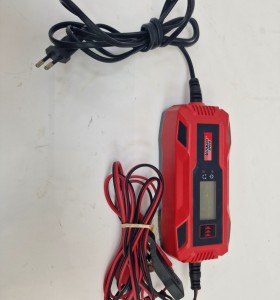 1-1-270948-1-Cargador Baterias Ultimate Speed ULGD 5.0 A1