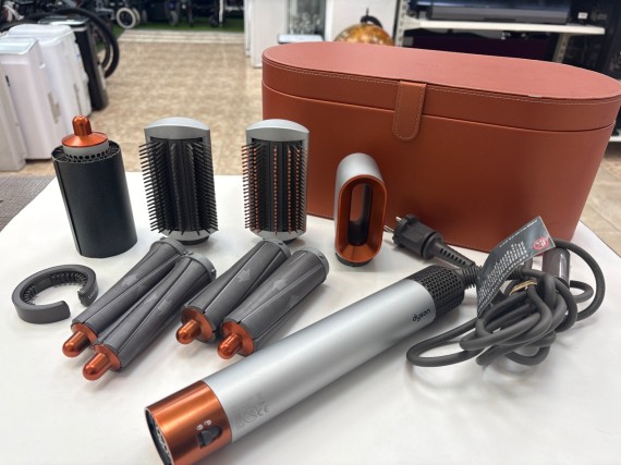 1-1-239388-3-Cepillo Moldeador De Aire dyson hs01
