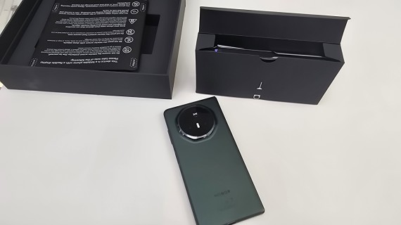 1-1-249337-8-Smartphone Honor Magic V3 12 512Gb Green 