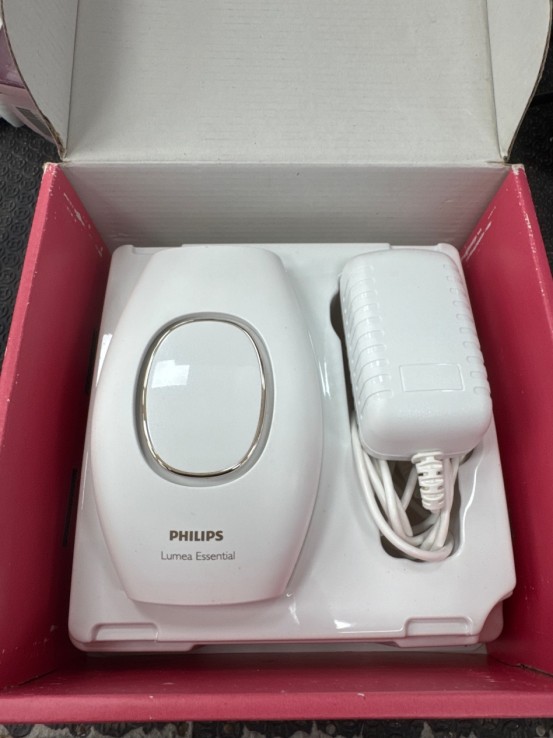 1-1-262732-1-Depiladora Laser Philips Lumea Essential