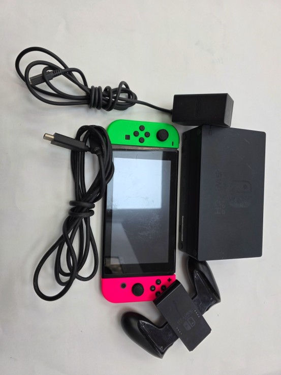 1-1-271477-8-Consola Nintendo Switch Hac 001 