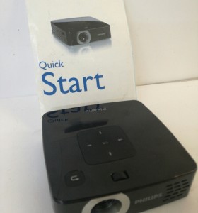 1-1-233052-1-Mini Proyector Philips Picopix PPX2480 