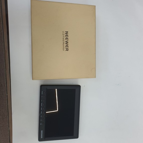 1-1-255281-1-Monitor LED Neewr LCD Field Monitor F100