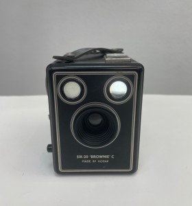 1-1-270426-1-Cámara Gran Formato Kodak Brownie Target Six-20 De Los Años 50  2