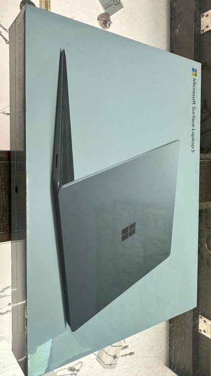 1-1-244921-1-Ordenador portátil MICROSOFT SURFACE LAPTOP 5 I5 8 256 precintado