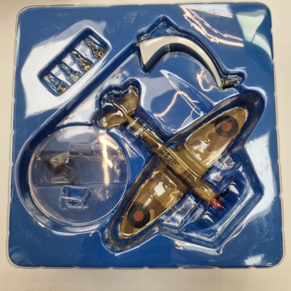 1-1-251658-1-Bebé y juguetes Corgi aa31904 SPITFIRE MKVB lIBYA 