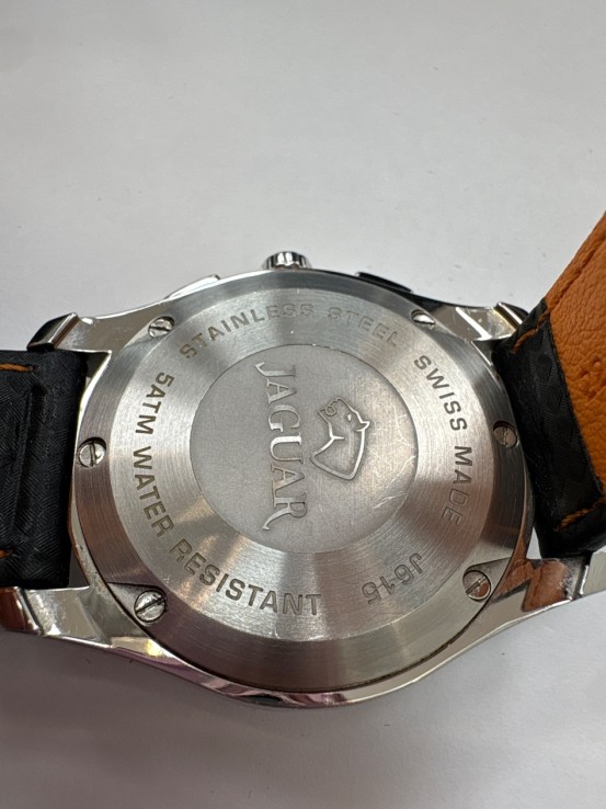 1-1-267368-5-Reloj Alta Gama Caballero Jaguar J01