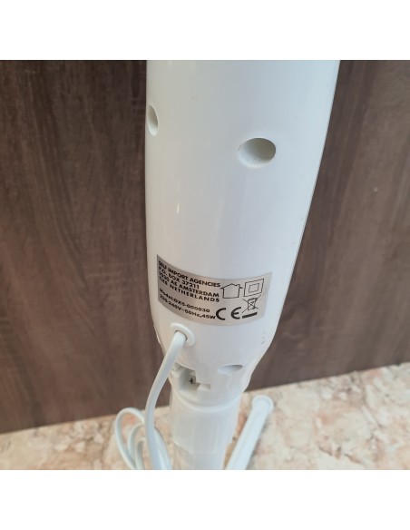 1-1-263513-2-Ventilador De Pie Blanco