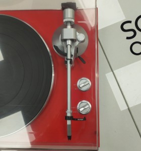 6-6-162675-1-Giradiscos Teac TN 300 Rojo 2