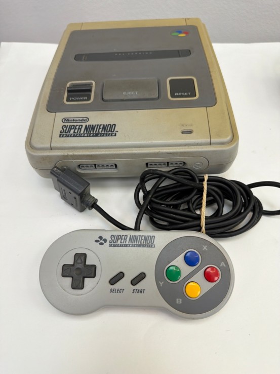 1-1-273360-1-Consola SUPER nintendo SNSP-001A