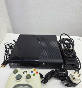 1-1-273311-1-Consola Xbox 360 250Gb Negra