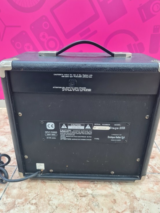 1-1-273425-3-Amplificador Guitarra Academy Stage 25B