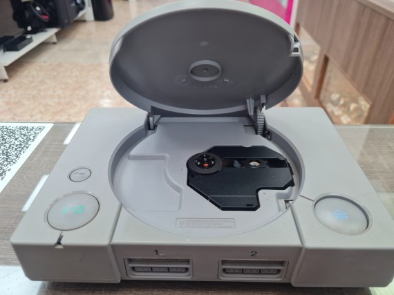 1-1-273356-2-Consola PS1 SCPH-9002