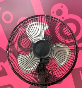 8-8-76582-1-Ventilador de pie 3 aspas 60w yh-ios