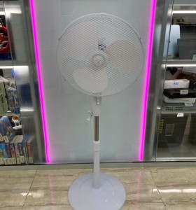 8-8-77543-1-Ventilador De pie 40cm 45w